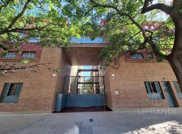 Departamento · 48m² · 2 Ambientes · Complejo Cerrado - Planta Baja C/ Patio - Buena Ubicacion - No Apto Mascotas