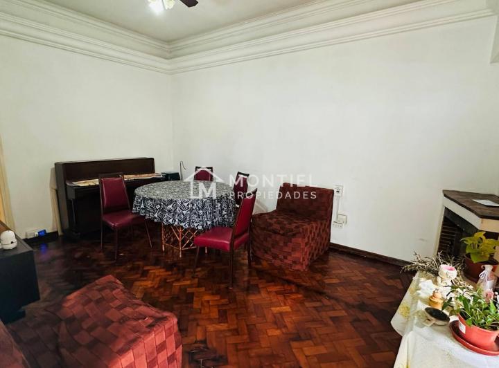 Casa en venta en El Palomar · 4 ambientes