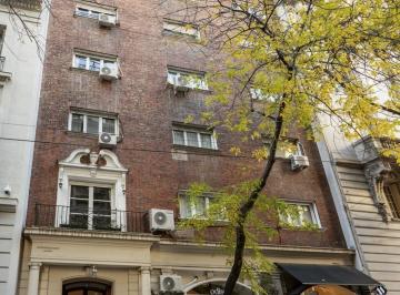 Departamento · 207m² · 8 Ambientes · 1 Cochera · Venta Departamento 8 Ambientes, 4 Dorm., en Recoleta