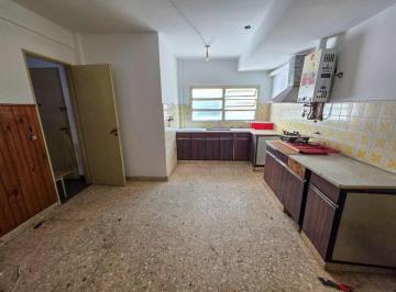 PH · 74m² · 3 Ambientes · 1 Cochera · PH 3 Amb 1° Piso por Escalera - Cochera y Baulera