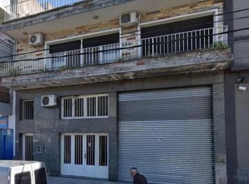 Casa de 5 ambientes, Tres de Febrero · Galpon + Vivienda de Categoria en Ciudadela!