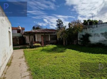 Casa · 228m² · 5 Ambientes · "Venta Casa 5 Amb. + Lote/cochera A. Cred. - Grand Bourg"