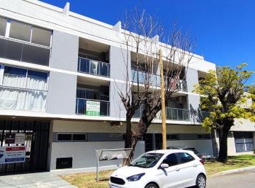 Departamento de 1 ambiente, Ensenada · Alquiler Depto Mono Amplio C/balcón - 125 E/ 49 y 50 - Unlp, Psicologia
