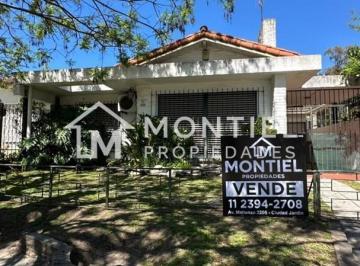 Casa · 98m² · 4 Ambientes · 1 Cochera · Casa en Venta en Ciudad Jardin, Tres de Febrero, G. B. a. Zona Oeste