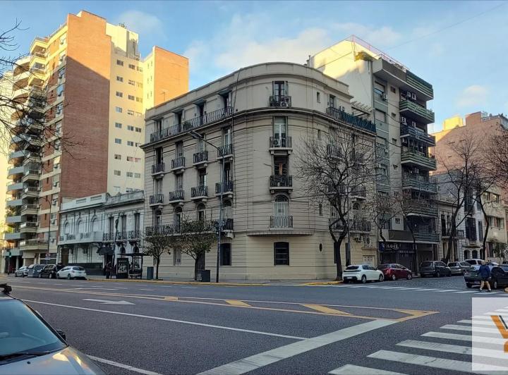 Departamento en Venta - 3 Dorm. 2 Baños - 120 m - Caballito