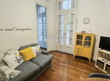 Departamento · 47m² · 2 Ambientes · Departamento PH en Barrio Norte