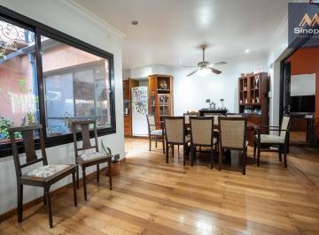 Living-comedor · Casa en Venta en 22 E/ 50 y 51