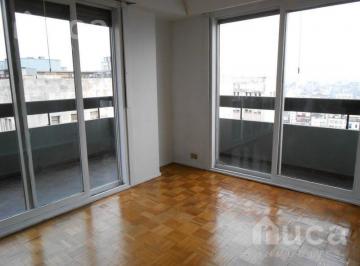 Oficina comercial · 50m² · 2 Ambientes · Consultorio Ideal Uso Médico de Dos Ambientes y Vista Abierta en Alquiler - Barrio Norte