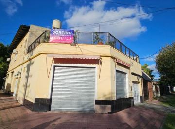 Local comercial , Lomas de Zamora · Local en Gran Esquina con Deposito, Cochera o Segundo Local!