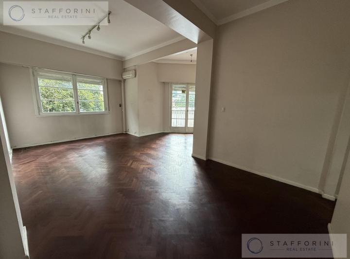 Hermoso Departamento 3 Ambientes con Dependencia y Balcon en Venta