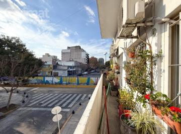 PH · 300m² · 5 Ambientes · 300 m² Gran PH Sin Expensas, 2 Unidades Conectadas, 3 Ambientes 230 m Comercial Planta Única