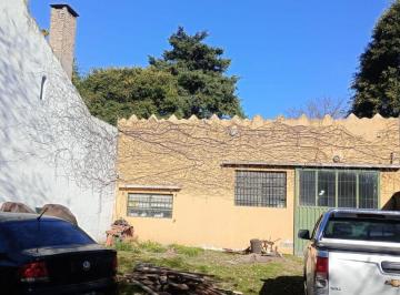 Bodega-Galpón , Ituzaingó · Galpon de 280 m² Cub. en Venta en Ituzaingo Norte