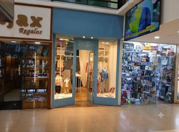 Local comercial de 1 ambiente, Rosario · Local Comercial en Galería Rosario.