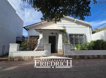 Casa · 70m² · 3 Ambientes · Casa en Alquiler Uso Comercial