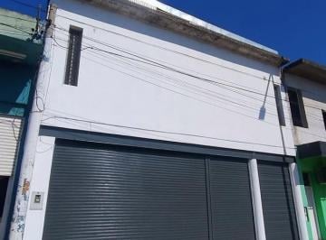 Local comercial · 704m² · 2 Cocheras · Arijon 2400 Local en Alquiler
