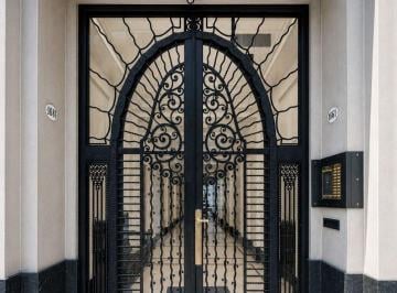 Departamento de 4 ambientes, Recoleta · Las Heras 1600 Pza Vte Lopez Fces Ed. Virasoro