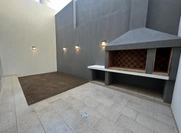 Departamento de 4 ambientes, Villa Pueyrredón · Semipiso 4 Amb Pb Al Contrafrente con Jarin