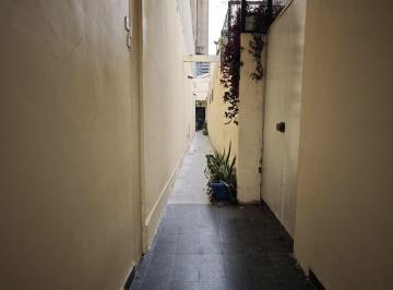 PH · 79m² · 3 Ambientes · Venta PH 3 Ambientes con Local a La Calle, Ingreso Independiente y Patio – Sin Expensas – San Cristó