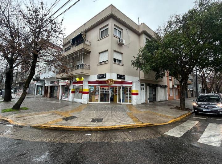 Semipiso 4 Ambientes a La Calle