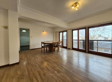 Departamento · 100m² · 4 Ambientes · 1 Cochera · Excelente Piso de 4 Ambientes con Cochera en Plaza Mitre