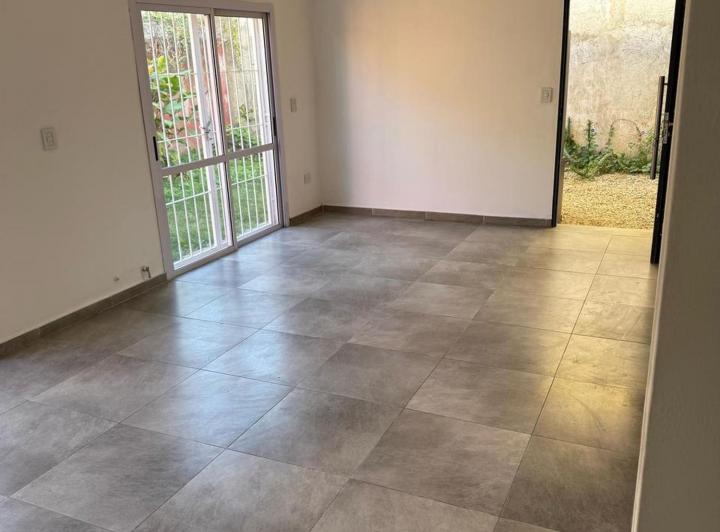 Casa · 92m² · 5 Ambientes · 1 Cochera