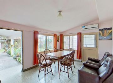 Casa · 119m² · 3 Ambientes · 1 Cochera · Venta Casa 3 Ambientes Patio Cochera Ezpeleta