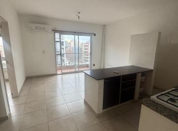 Departamento · 40m² · 2 Ambientes · Alquiler Amplio Monoambiente Dividido con Placar, Amplio Espacio de Guardado y Conexión Para Lavarro