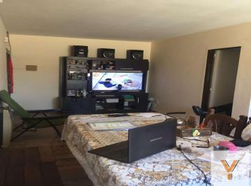 PH · 75m² · 4 Ambientes · 1 Cochera · PH en Venta - 3 Dorm. 1 Baño - Cochera - 100 m² - Villa Elvira, La Plata
