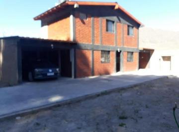 Casa · 118m² · 4 Ambientes · 1 Cochera · Venta de Casa Dúplex en Uspallata, 4 Ambientes