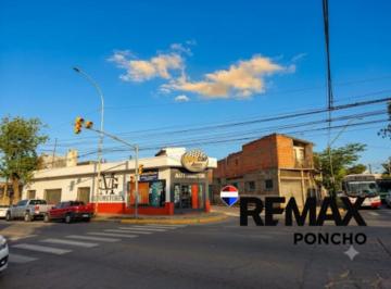 Local comercial · 310m² · 1 Cochera · Se Vende Local Comercial en Av Alem y Chacabuco