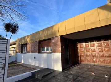 Foto · Apto Credito Hipotecario. Dos Viviendas en El Mismo Terreno. Ideal Inversión o Uso Multifamilar en Ba