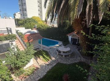 PH · 490m² · 4 Ambientes · 1 Cochera · Venta, La Plata Centro, PH con Piscina