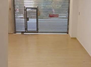 Local comercial · 64m² · 2 Ambientes · Venta de Local Comercial Sótano y Cocina en Recoleta