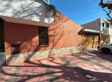 Casa de 4 ambientes, Godoy Cruz · Venta de Casa. Barrio Bombal. Godoy Cruz Mendoza.