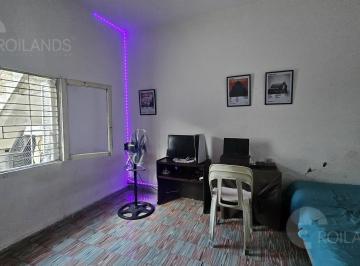 Casa · 100m² · 3 Ambientes · 2 Cocheras · Venta Casa 3 Ambientes con Patio en San Justo - Apto Credito