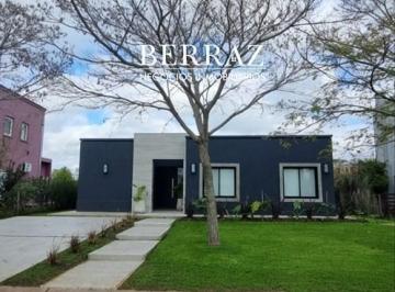 Casa · 190m² · 5 Ambientes · 4 Cocheras · Casa Alquiler 4 Dorm. Lote de 623 m² Barrio Vistas, Puertos del Lago, Escobar