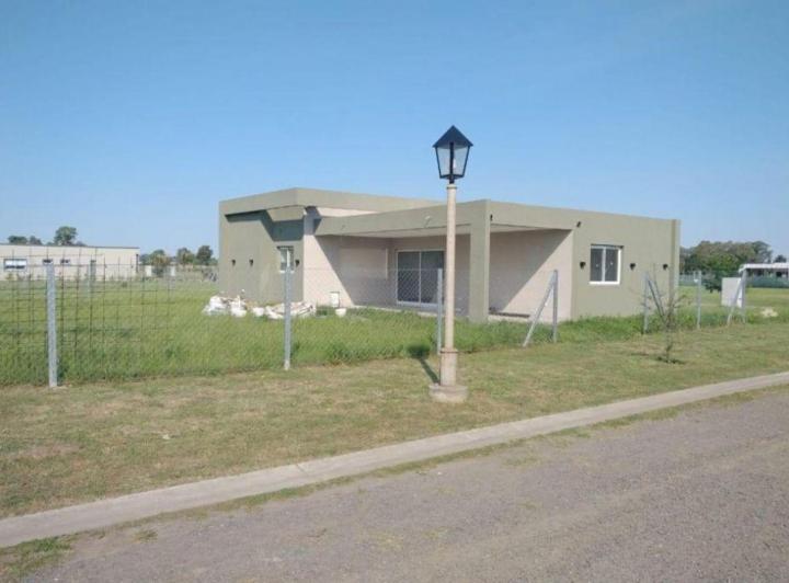 Casa · 81m² · 4 Ambientes · 1 Cochera