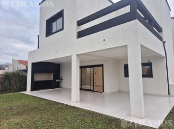 Casa · 224m² · 6 Ambientes · 3 Cocheras · Venta! Casa a Estrenar! Barrio San Pablo, Pilar - Dc