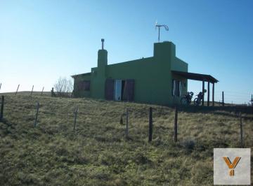 Casa · 75m² · 3 Ambientes · 1 Cochera · Casa en Venta - 2 Dorm. 1 Baño - Cochera - 637 m² - Necochea