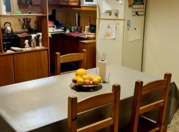 PH · 140m² · 4 Ambientes · 2 Cocheras · PH en Venta - 240 m² - Ensenada