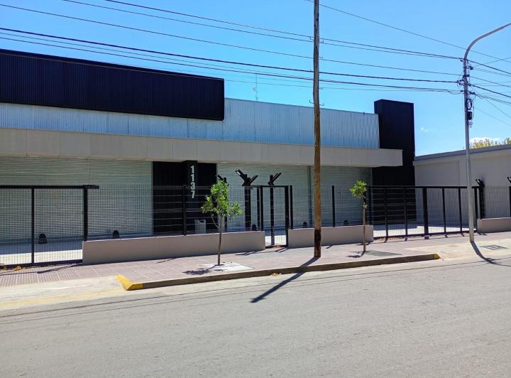 Local comercial · 523m² · 2 Cocheras