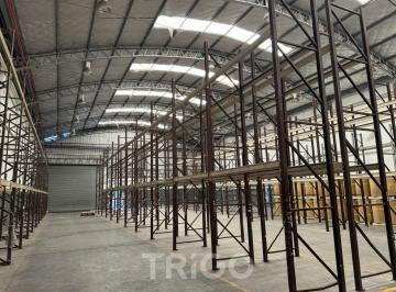 Depósito · 2200m² · 1 Ambiente · Alquiler Depósito en Moreno a m de Acceso Oeste