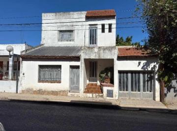 LOK-LO2-127_2 · Casa en Venta en Victoria