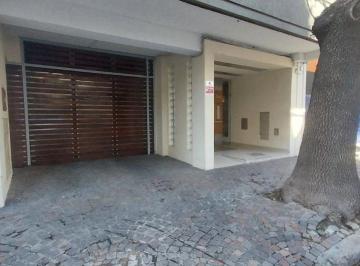 Departamento de 4 ambientes, Villa Crespo · 4 Ambientes con Espacio Guardacoches Fijo, Balcon. Apto Credito. Pileta. Sum