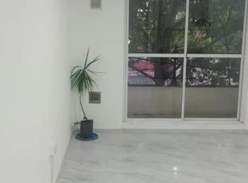 Oficina comercial · 32m² · 1 Ambiente · 2 Cocheras · Oficina en Alquiler en Ituzaingó