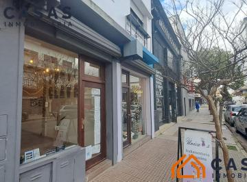 Local comercial · 30m² · 2 Ambientes · Local - San Juan