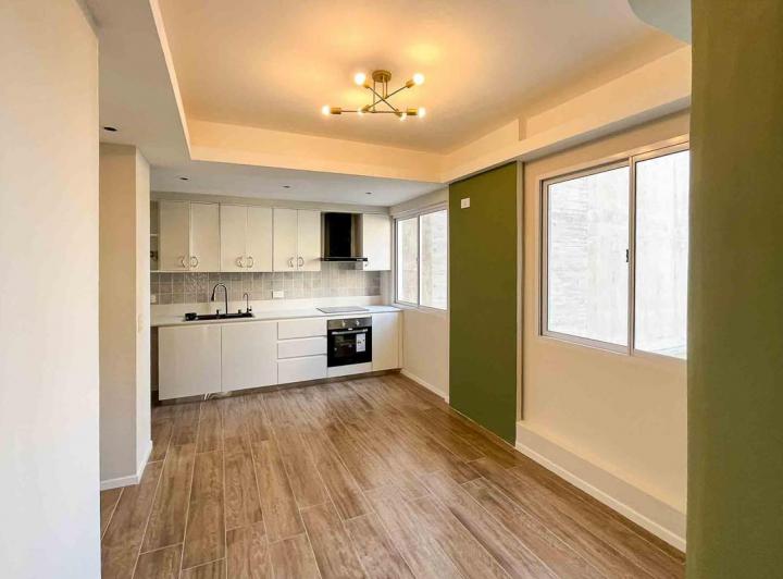 Piso Exclusivo de 3 Dorm. Reciclado, en Zona Río.