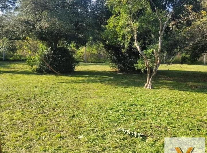 Terreno · 700m²