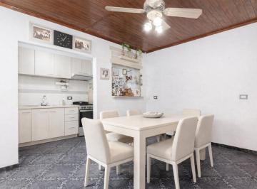 PH · 119m² · 3 Ambientes · Venta / PH Av Presidente Raúl Alfonsín 1537 Piso 1 / PH / 3 Ambientes / Lanus