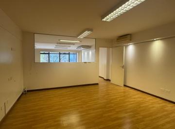 Oficina comercial · 56m² · 2 Ambientes · 1 Cochera · Oficina en San Isidro Centro
